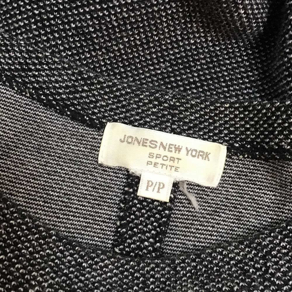 Petite- Jones New York Knit Maxi Dress - Picture 8 of 8